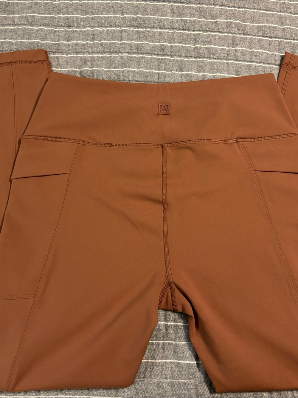 Avalanche Women's Cargo Leggings - Rust